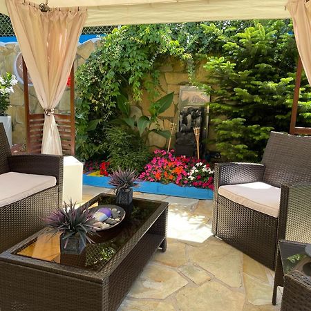 El Jardin Hotell Soto de la Marina Exteriör bild