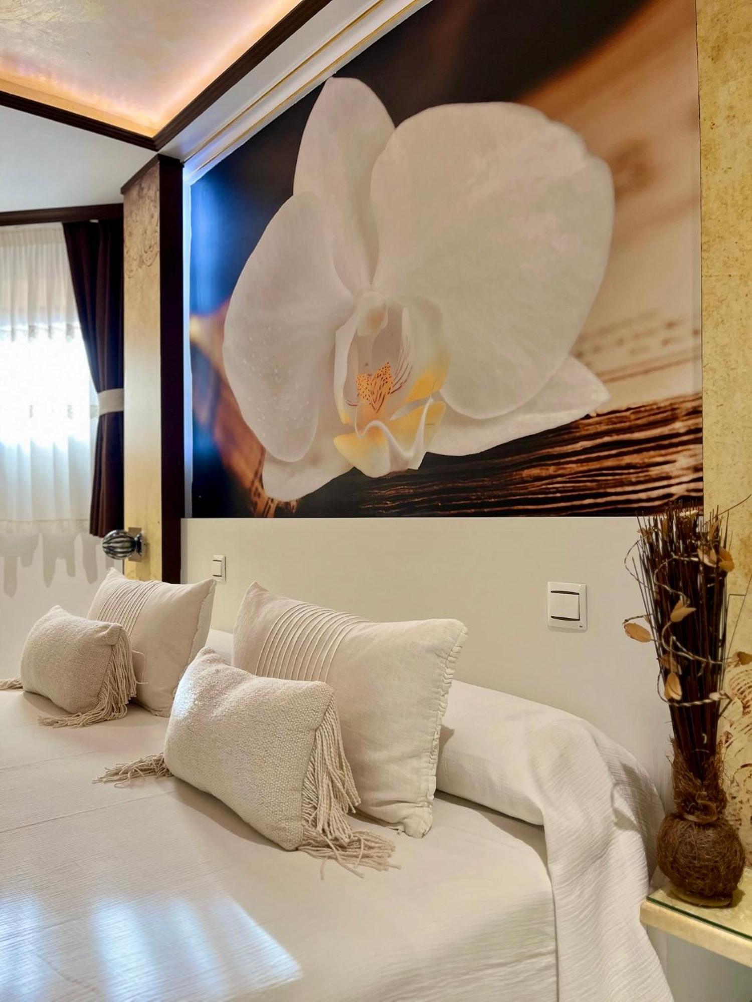 El Jardin Hotell Soto de la Marina Exteriör bild