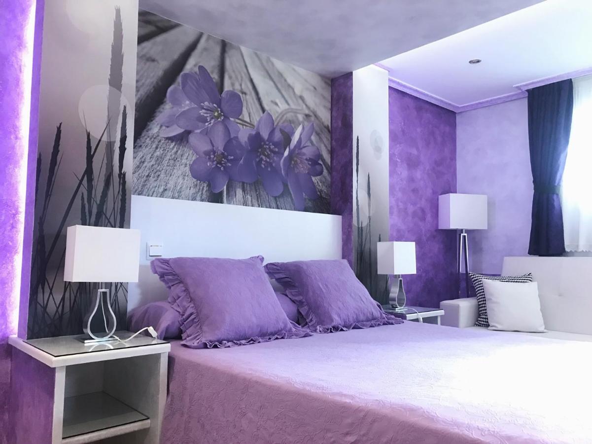 El Jardin Hotell Soto de la Marina Exteriör bild